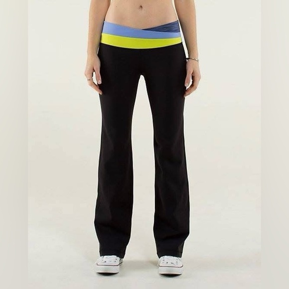 Lululemon Black Astro Pants Wide Flare Leg Full-On Luon Yoga Antidote / Lullaby - Picture 16 of 16